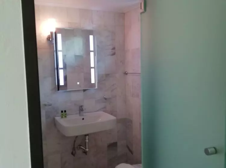 هتل Marti Resort