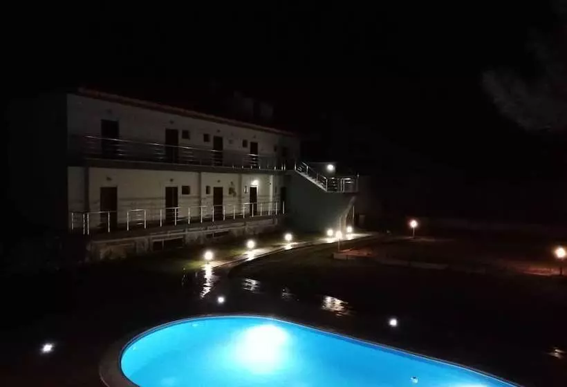 هتل Marti Resort