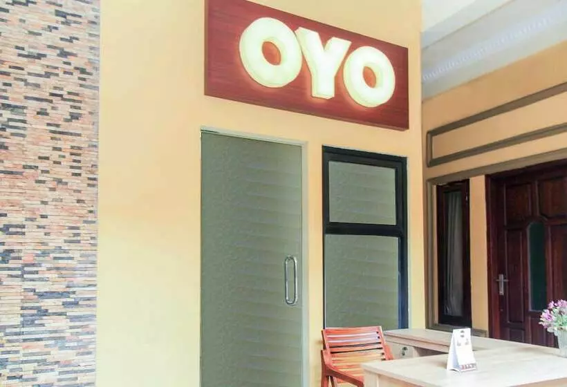 ホテル Oyo 179 68 Residence