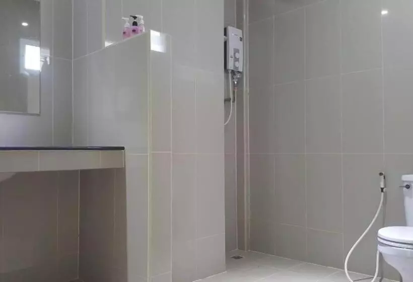 هتل River Residence Saraburi