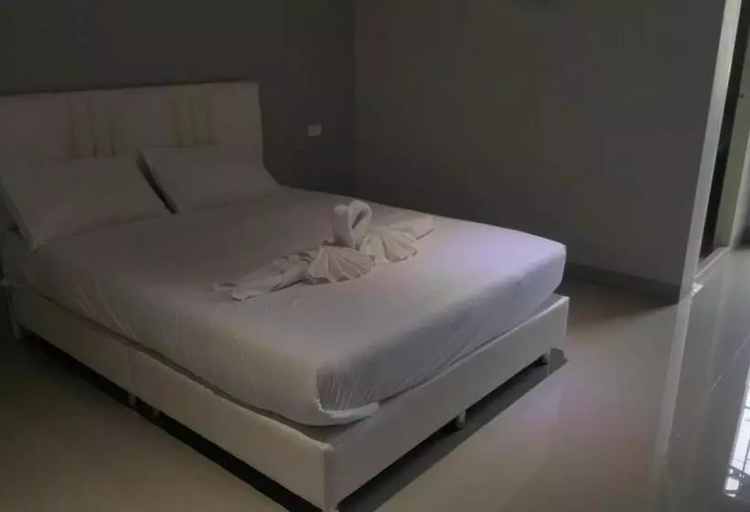 هتل River Residence Saraburi