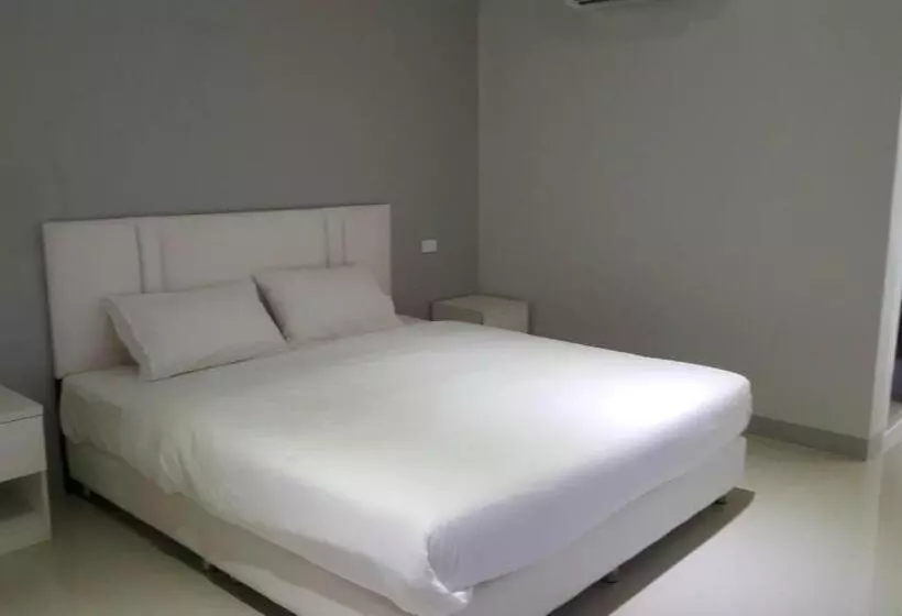 هتل River Residence Saraburi