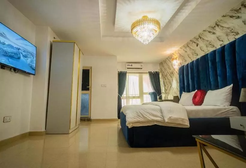 هتل Royalty Place