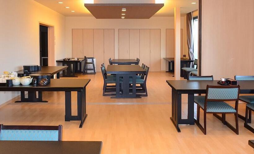 Отель Ryokan Kaikoukan