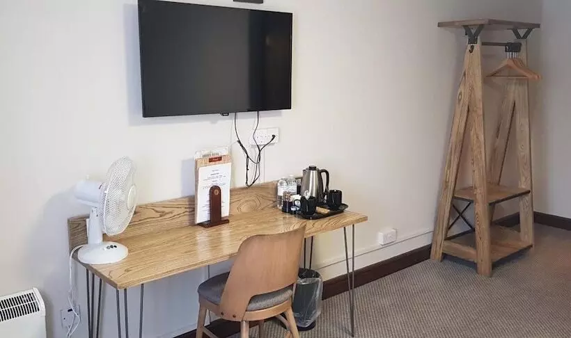 Hotel Waterloo Cross, Devon By Marston S Inns