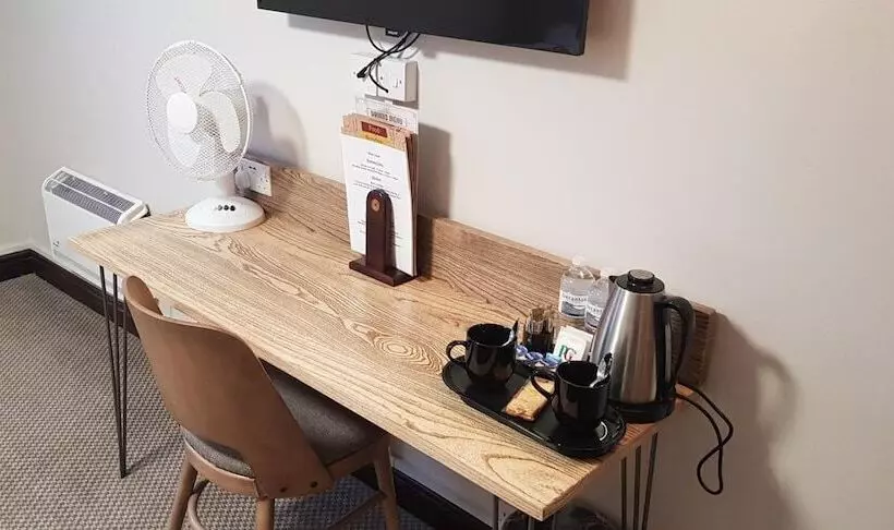 Hotel Waterloo Cross, Devon By Marston S Inns