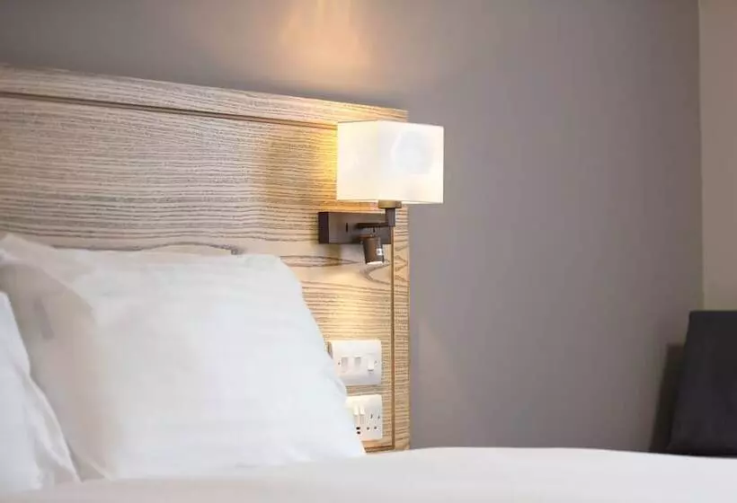 Hotel Waterloo Cross, Devon By Marston S Inns