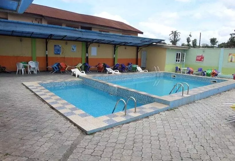 Indices Hotel And Garden