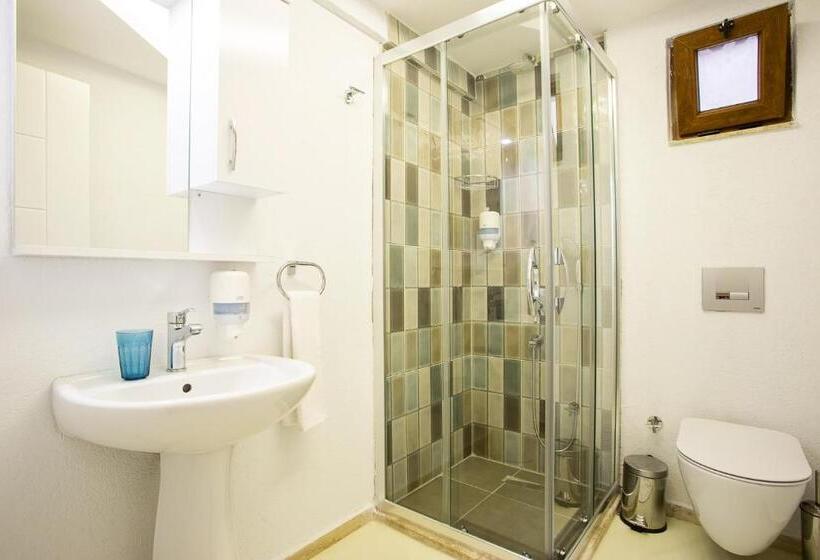 Bed and Breakfast No37