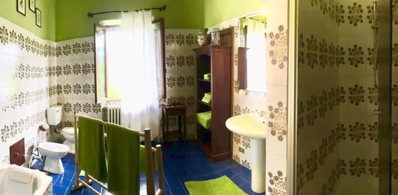 Hostelli La Villa Della Fattoria Le Sorgenti Italia 5 Girasoli