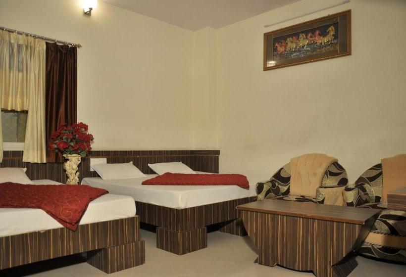 Hotel Akash Deep