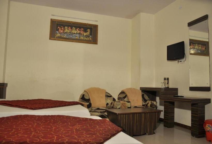 Hotel Akash Deep