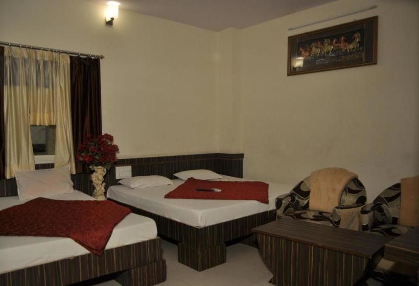 Hotel Akash Deep