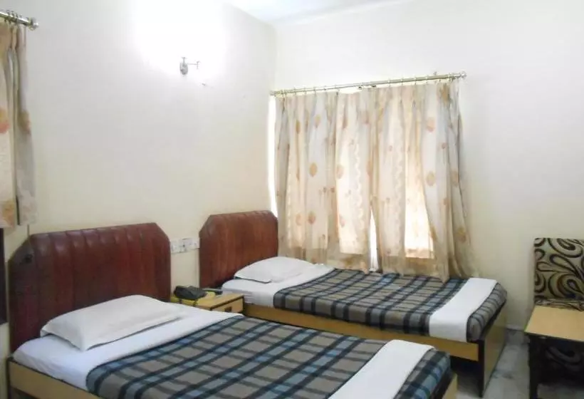 Hotel Akash Deep