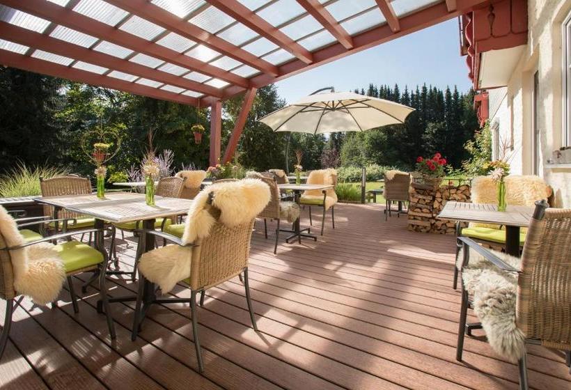 בית מלון כפרי Kronenhof