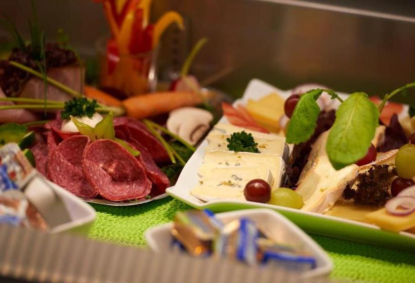 בית מלון כפרי Kronenhof