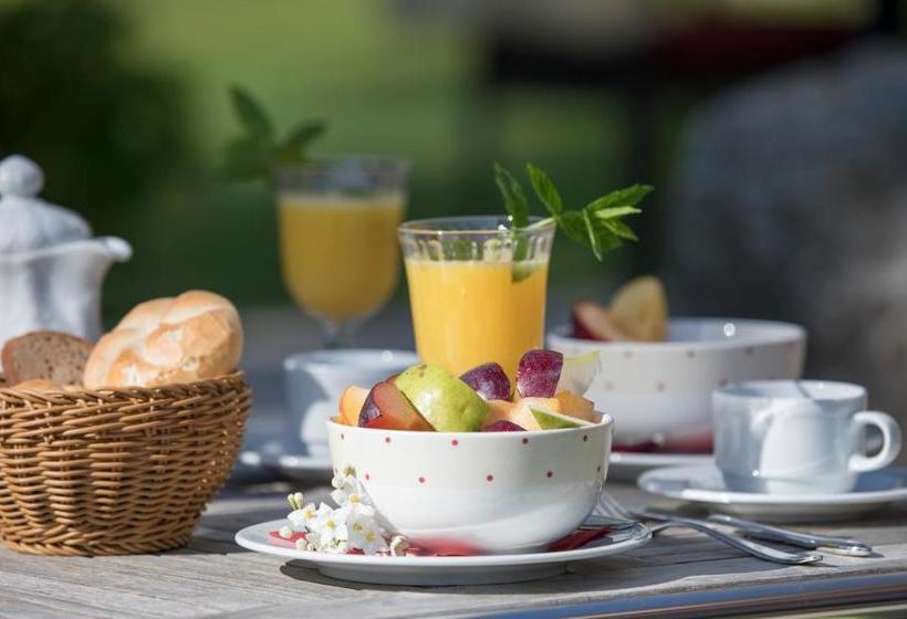 בית מלון כפרי Kronenhof