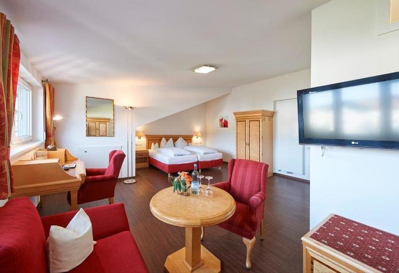 בית מלון כפרי Kronenhof