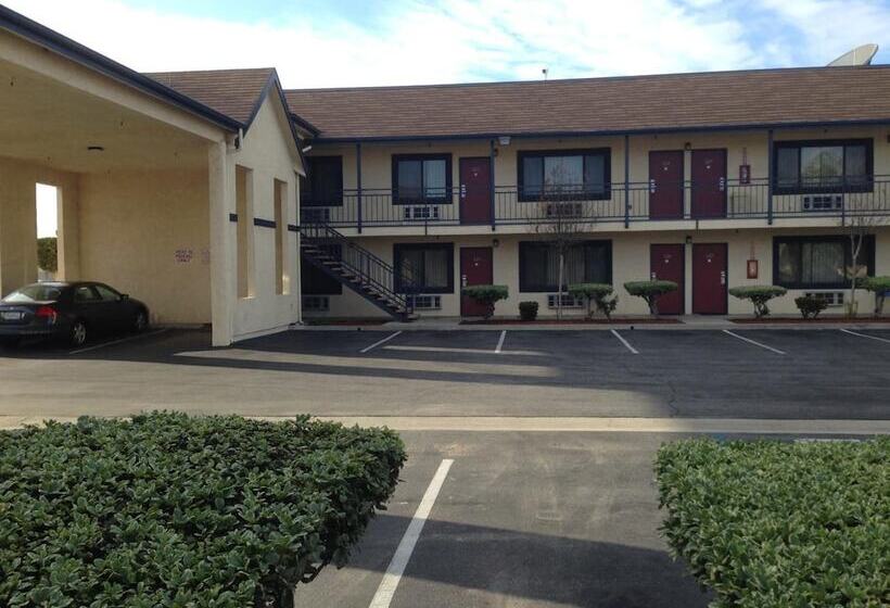 Отель Luxury Inn