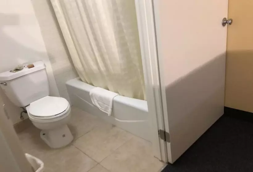 هتل Luxury Inn