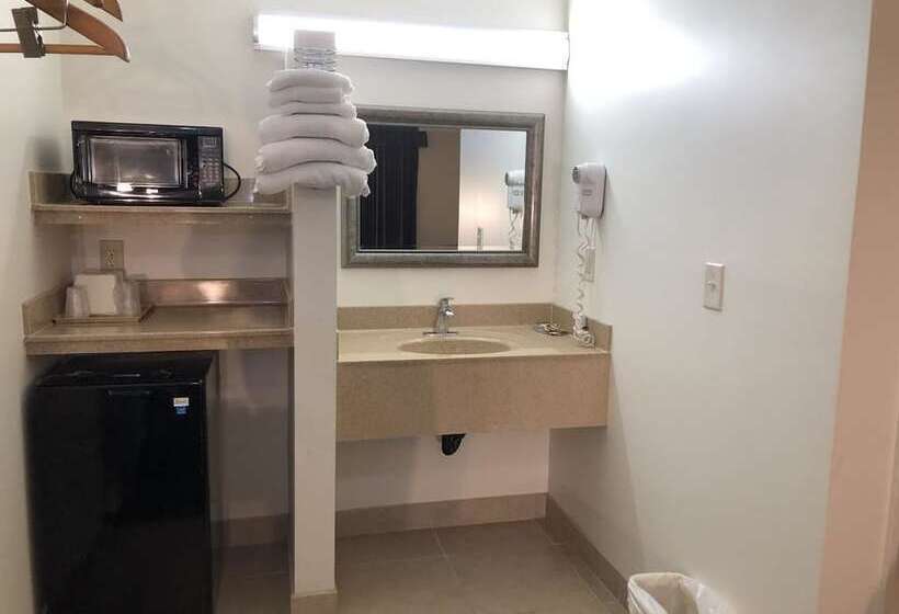 Отель Luxury Inn