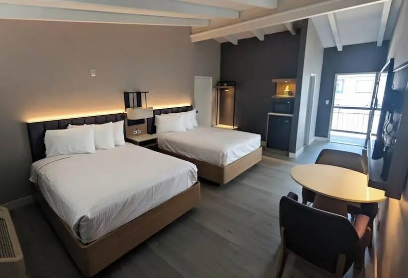 ホテル Luxury Inn