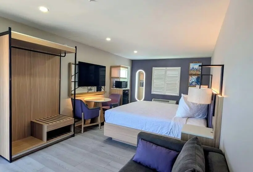ホテル Luxury Inn