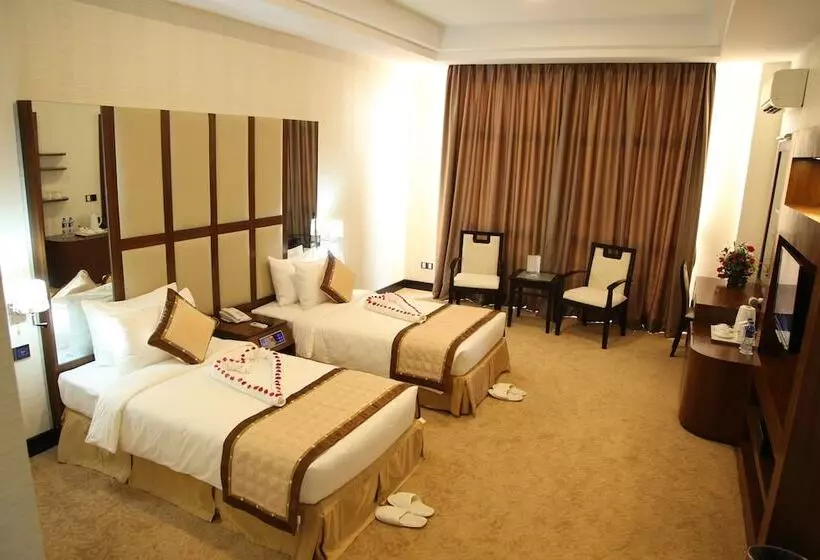 هتل Mingalar Thiri