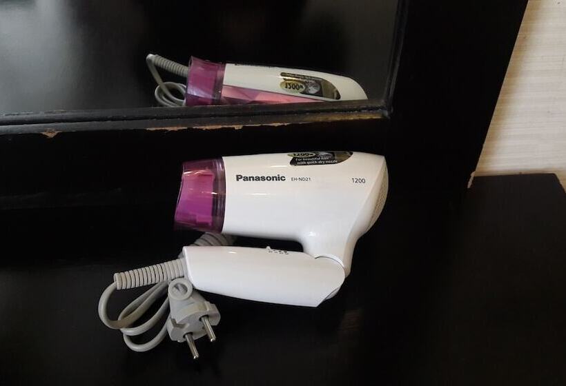 هتل Mingalar Thiri