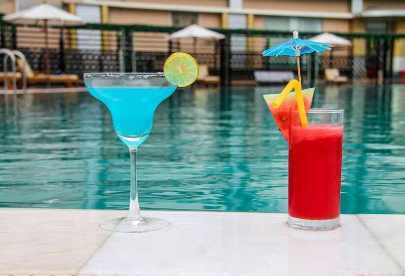 هتل Mingalar Thiri