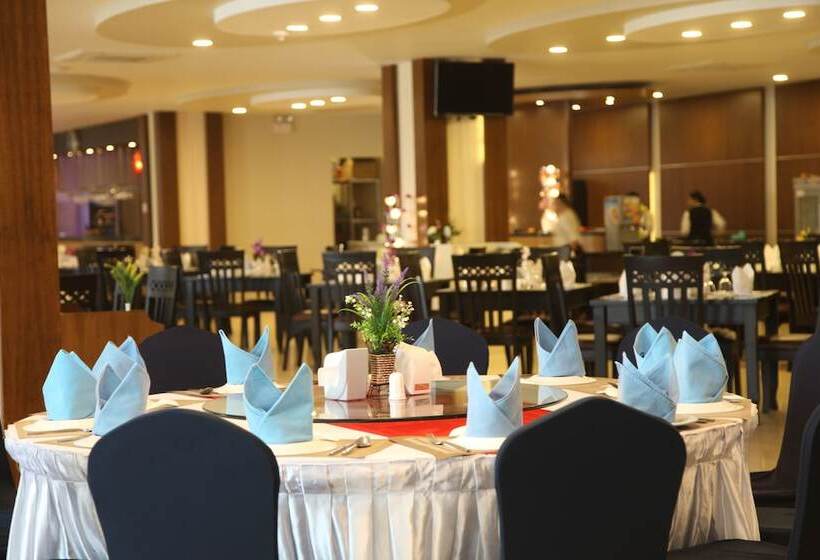 هتل Mingalar Thiri