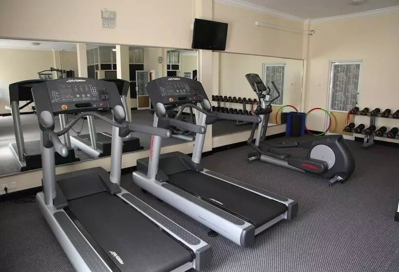 هتل Mingalar Thiri