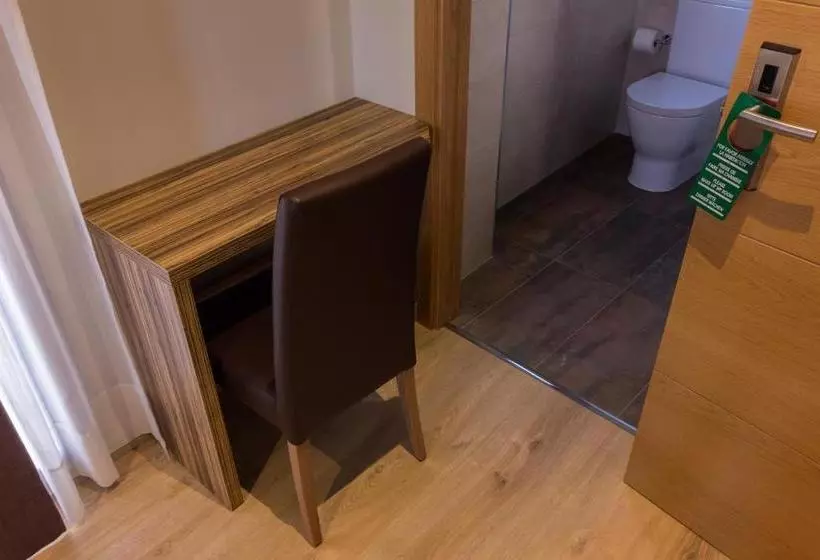 هتل Novo Cándido