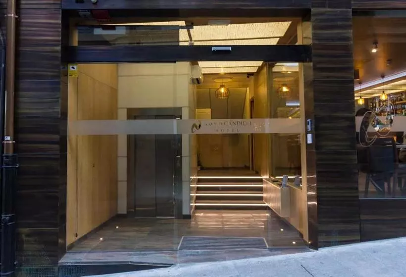 هتل Novo Cándido