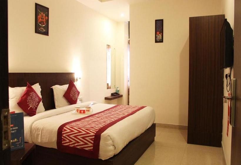 فندق Capital O 3600  Royal Windsor