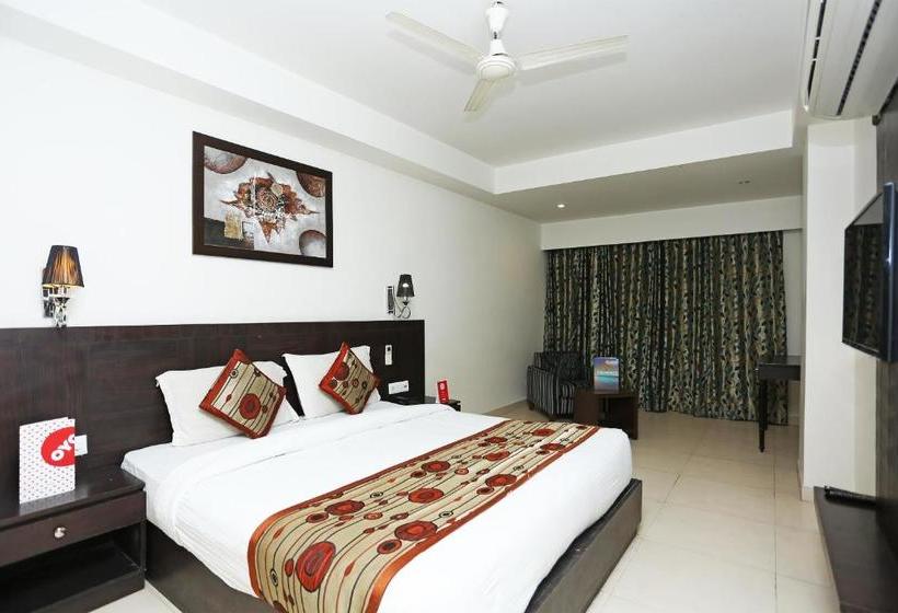 فندق Capital O 3600  Royal Windsor