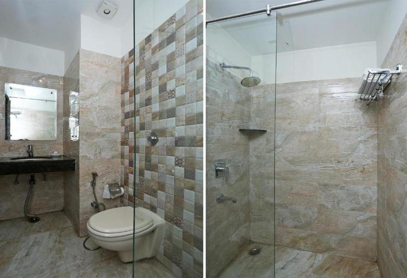 فندق Capital O 3600  Royal Windsor