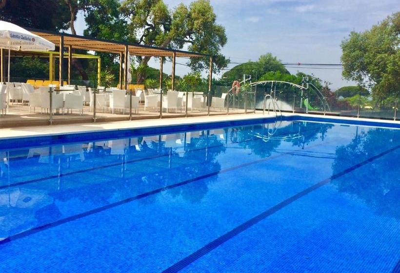 هتل Royal Tennis Club