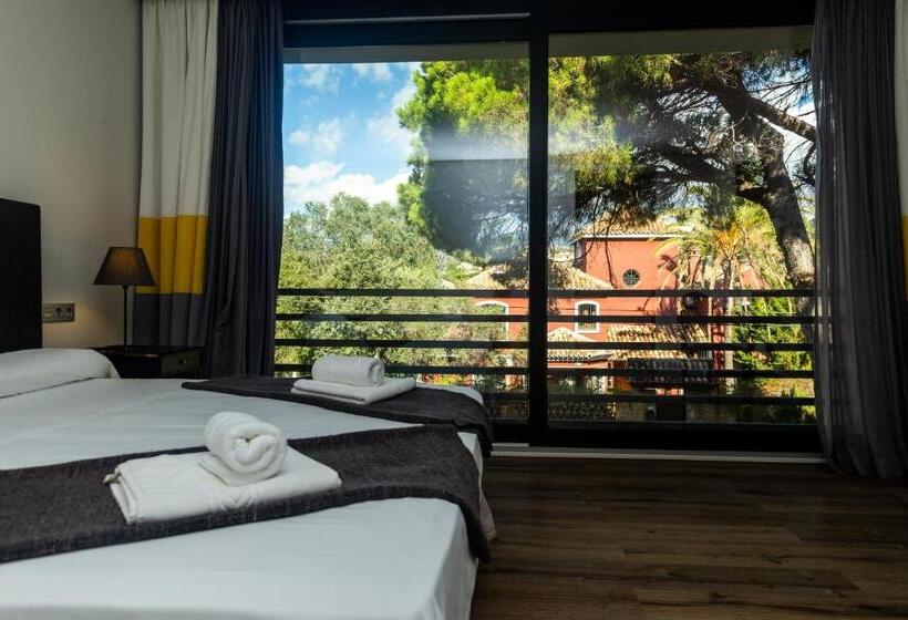 هتل Royal Tennis Club