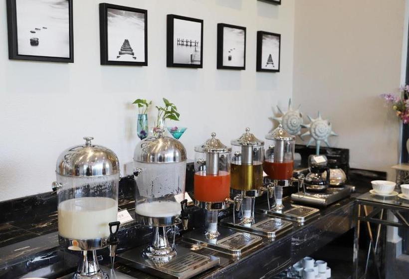 Отель D Lan Resort