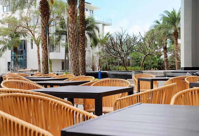 Отель D Lan Resort