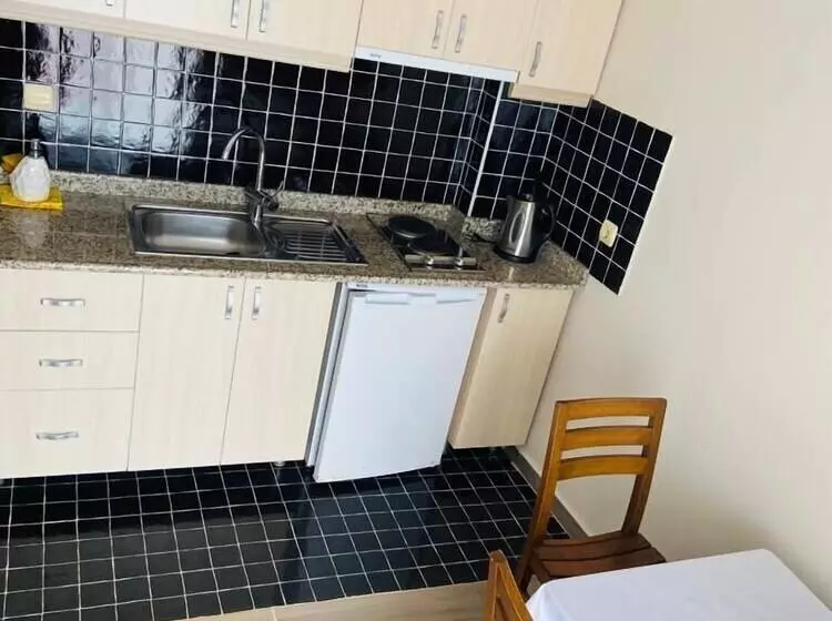 Ileri Hotel & Apartments