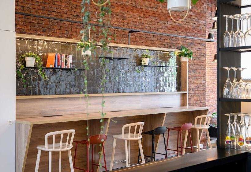 B&b Hotel Brussels Centre Gare Du Midi