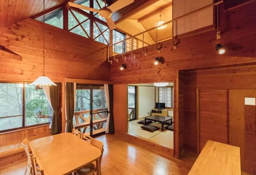 Hotelli Izumigo Ambient Yatsugatake Cottage