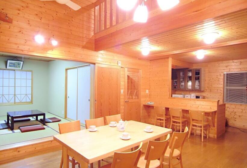 فندق Izumigo Ambient Yatsugatake Cottage