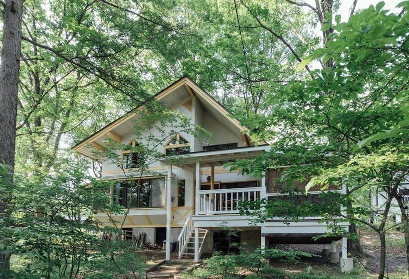 فندق Izumigo Ambient Yatsugatake Cottage
