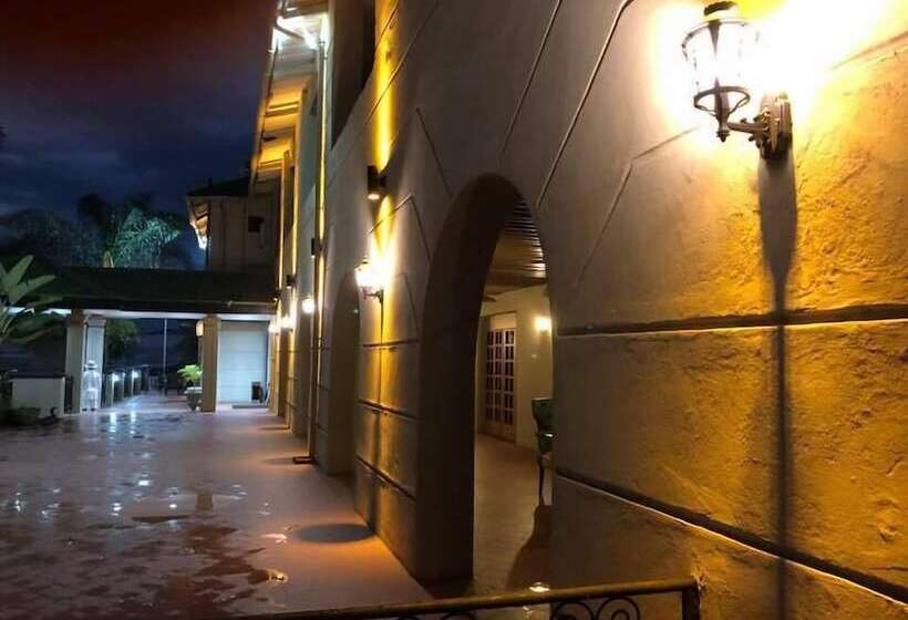 هتل Heritage By Serendib