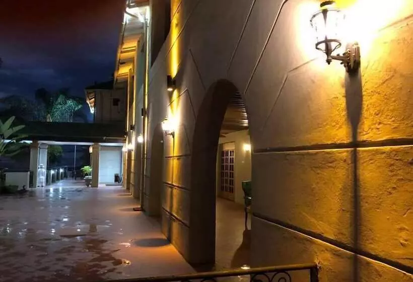 هتل Heritage By Serendib