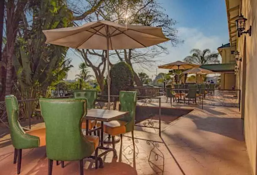 هتل Heritage By Serendib