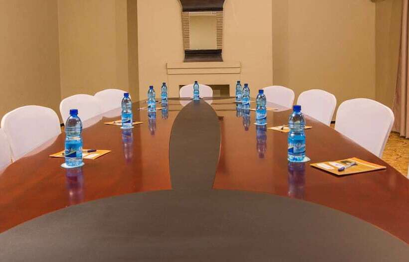 هتل Heritage By Serendib